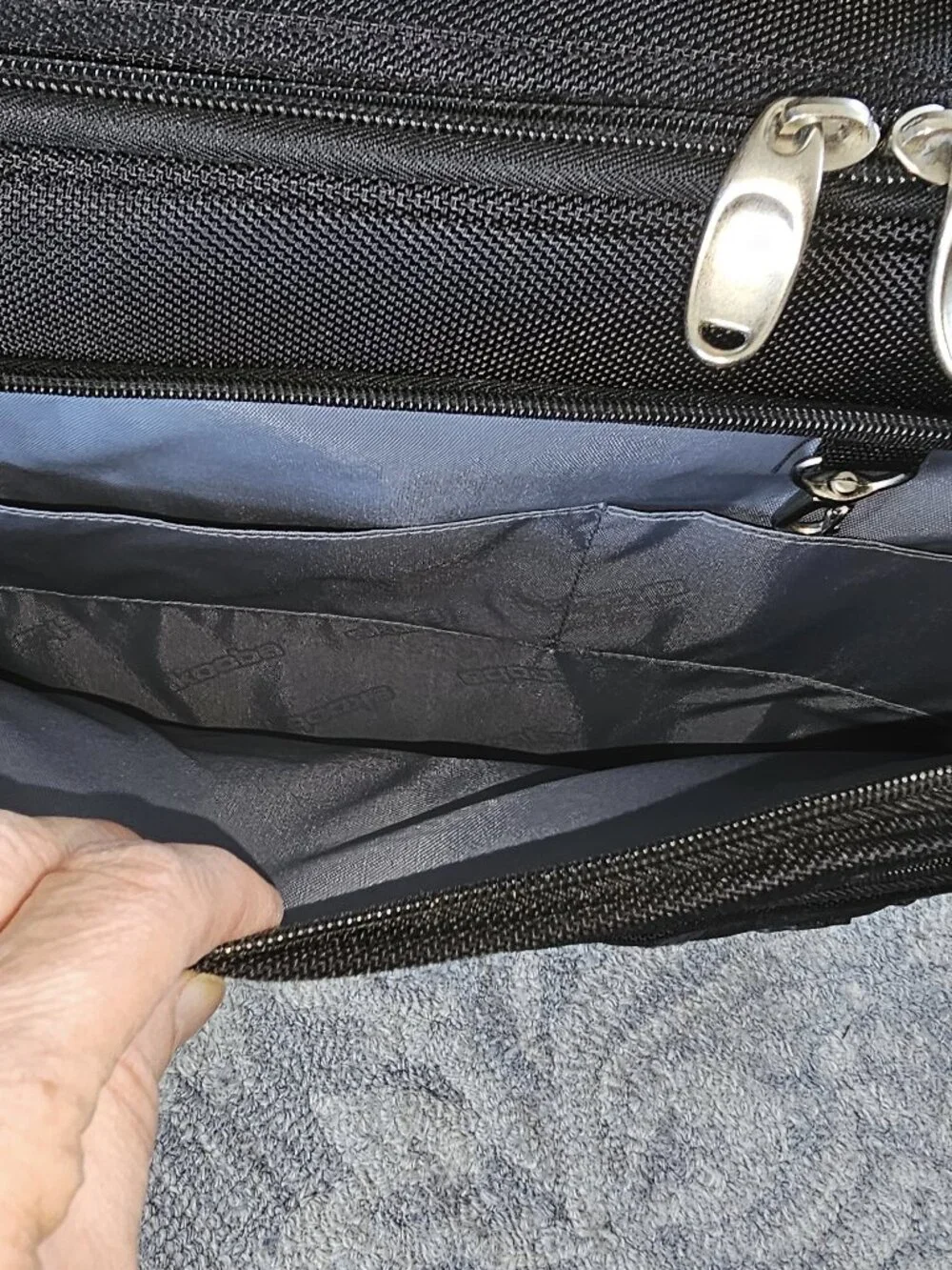 Skooba checkthrough brief laptop bag